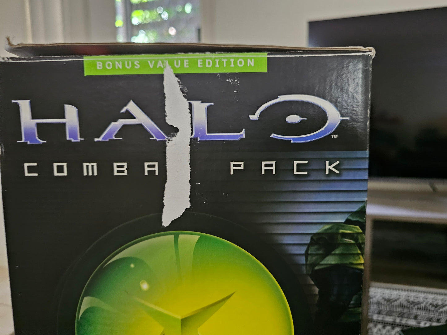 Original Xbox v1.0 Halo Combat Pack - 128mb RAM with 2TB Hard Drive