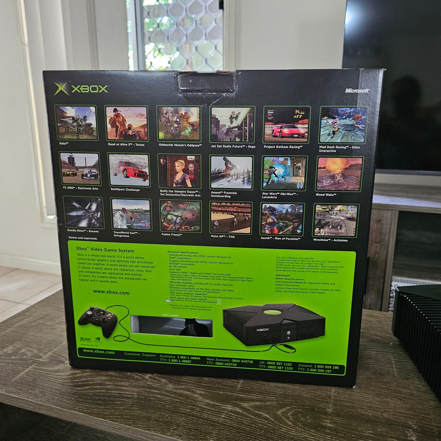 Original Xbox v1.0 Halo Combat Pack - 128mb RAM with 2TB Hard Drive