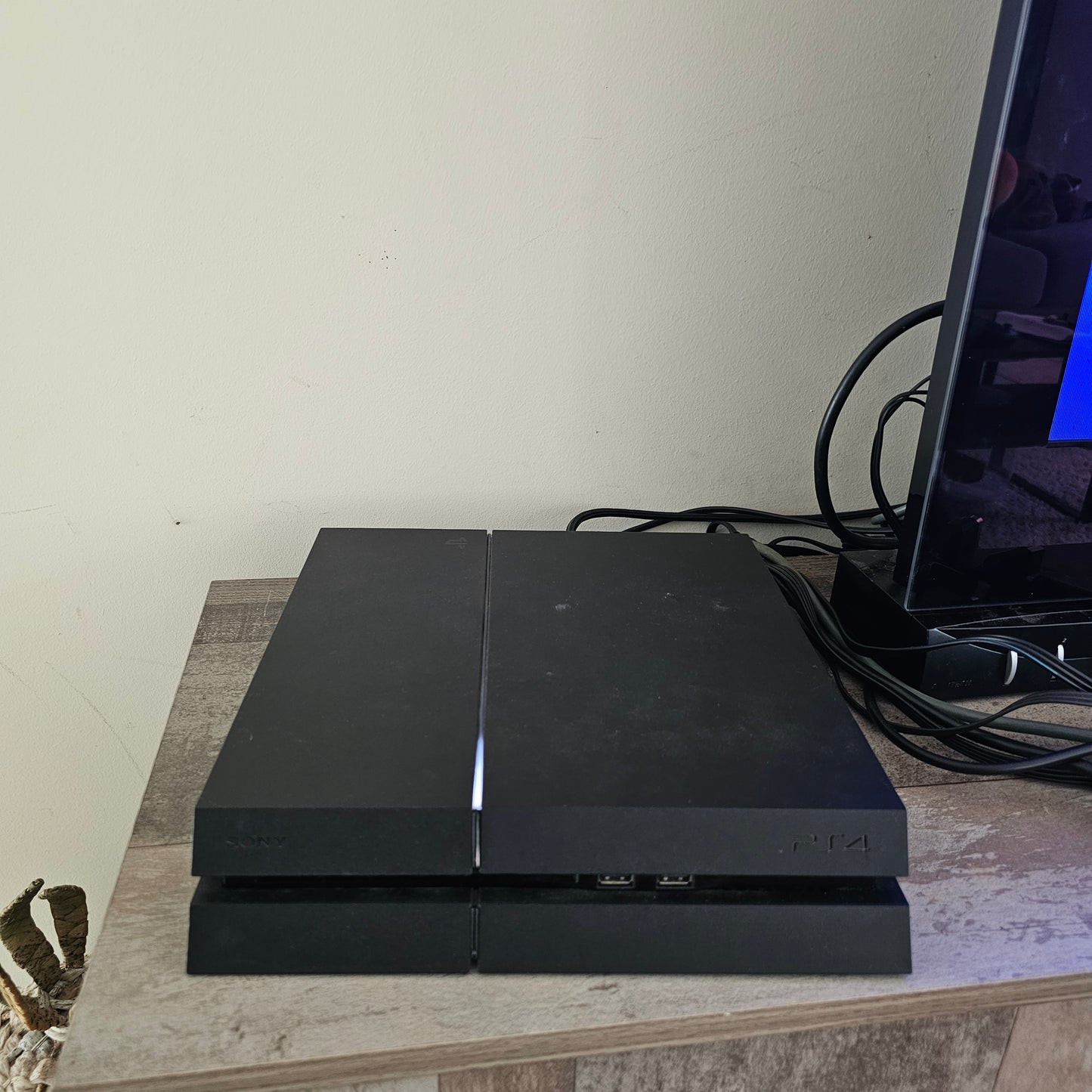 PlayStation4 refurbished console