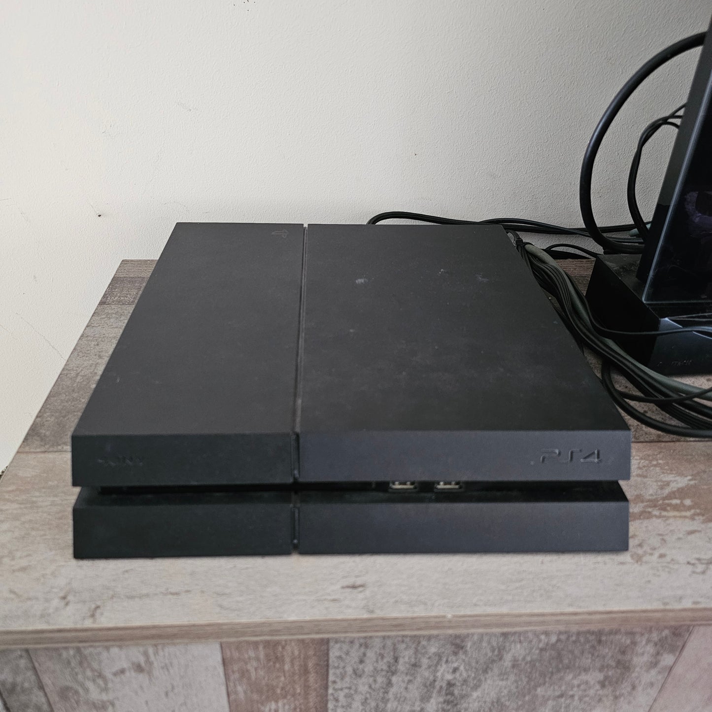 PlayStation4 refurbished console