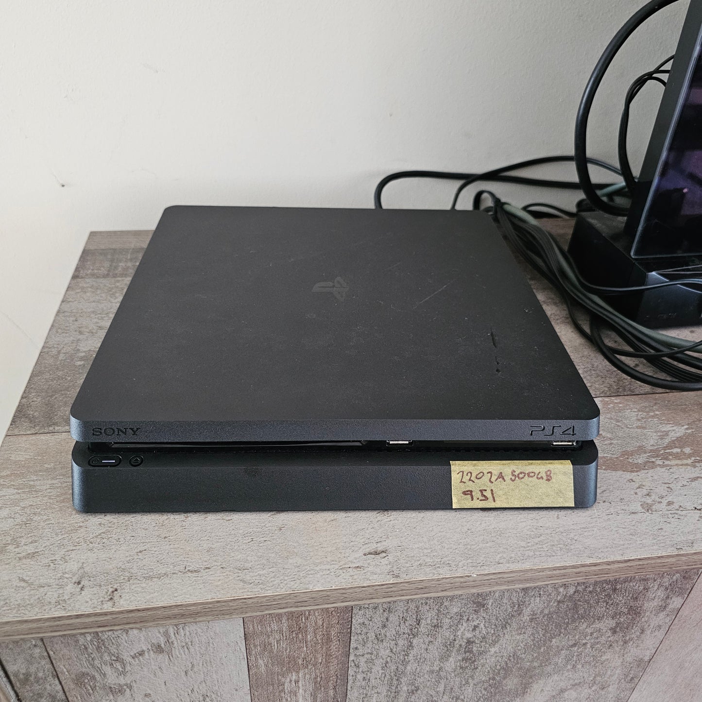 PlayStation4 refurbished console